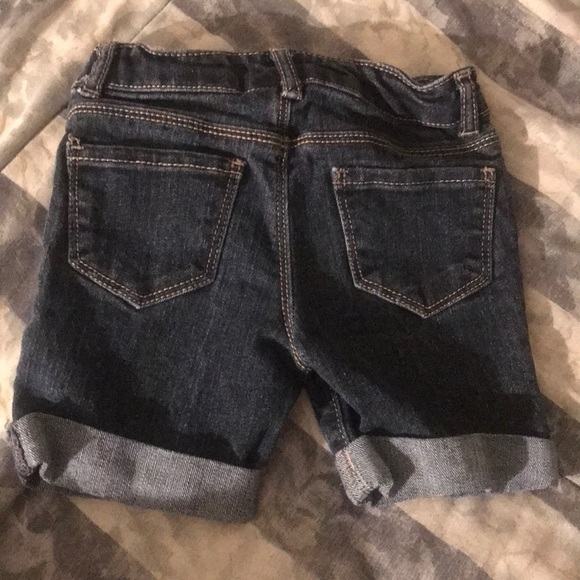 Bermuda Shorts - Picture 2 of 2